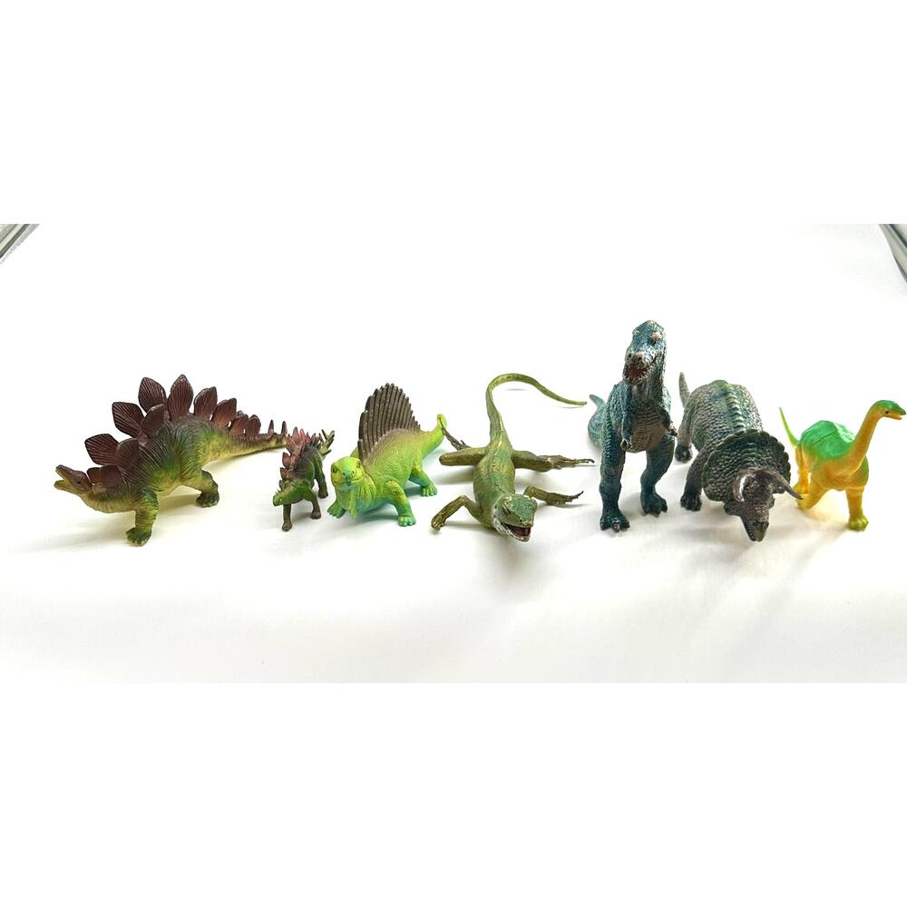 Lot 8 Dinosaur Toy Figures Stegosaurus Triceratops Allosaurus Iguana Reptile